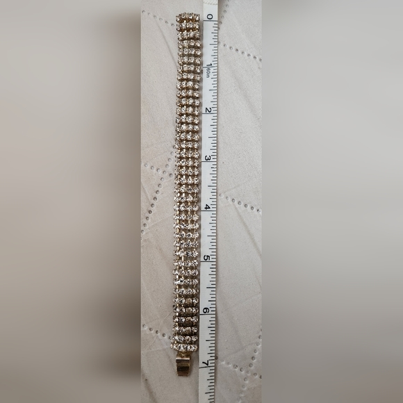 Vintage Rhinestone Bracelet - Picture 9 of 9